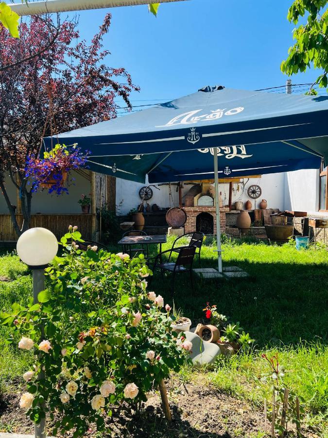 Big House Hotel Тбилиси Екстериор снимка